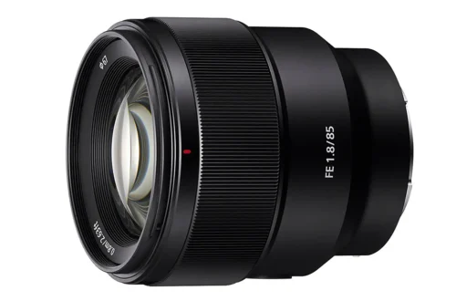 Sony FE 85mm F1.8 no caps on a white background
