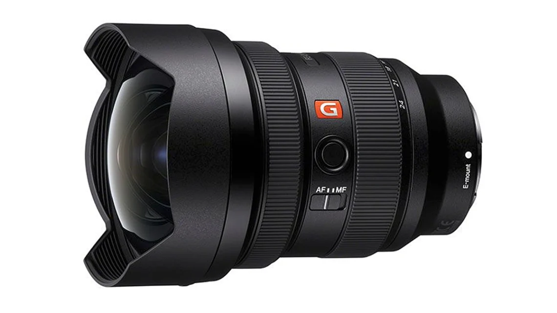 Picture of rumoured Sony 12-24mm F2.8 lens