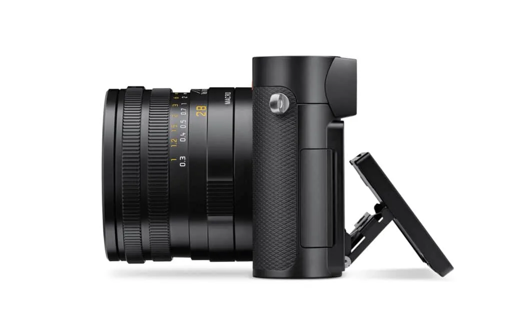 Leica Q3 with tilting screen