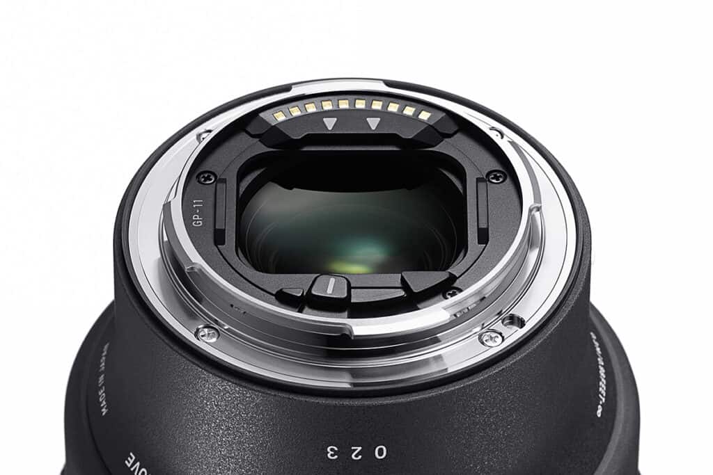 Sigma 14mm F1.4 lens showing close up of the lens mount and filter holder.