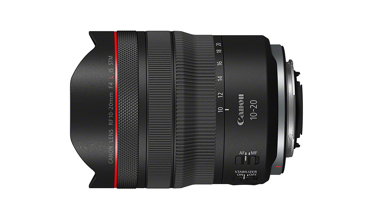 This a Canon UWA zoom lens
