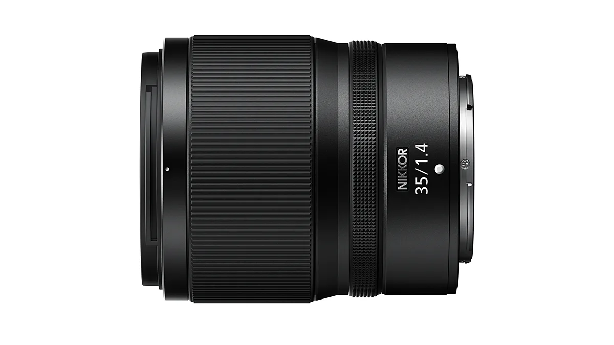 Nikkor Z 35mm F1.4 side on