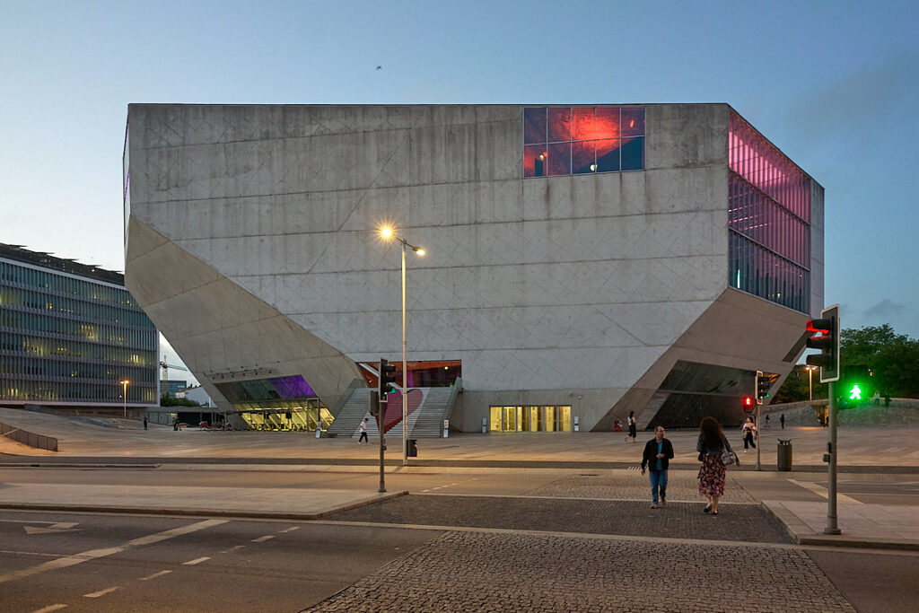 Popular theatre at night