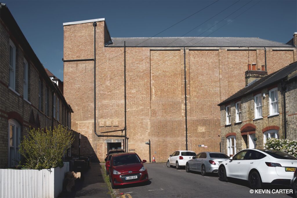 1930s Odeon shown from the rear