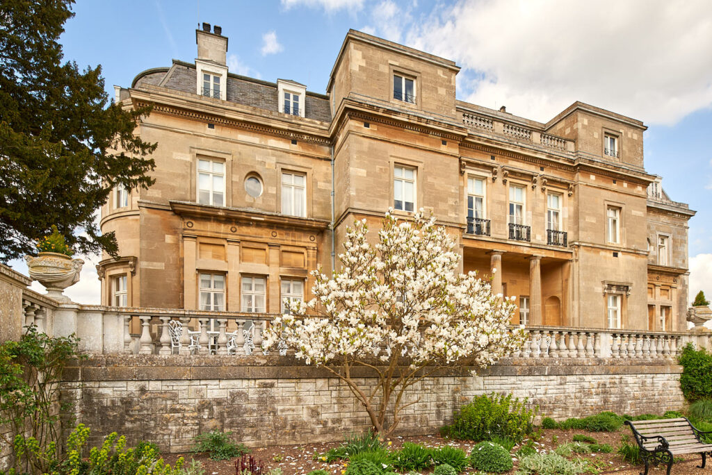 Luton Hoo and magnolia