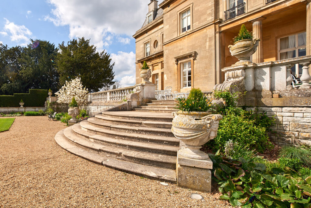 Luton Hoo steps to upper garden