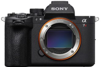 Sony a7r 6 on a white background